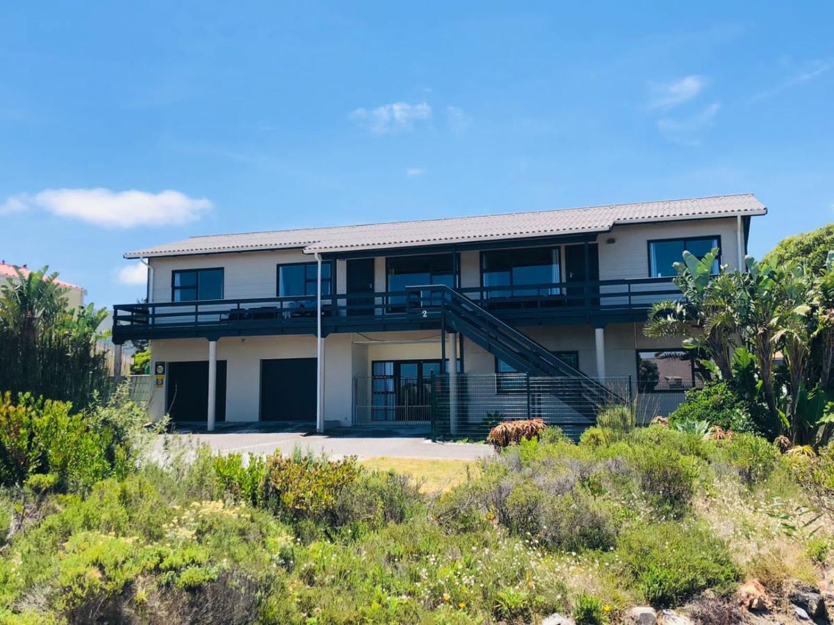 2 On Third Avenue Apartment Hermanus Bagian luar foto